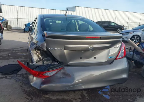 2014 Nissan Versa 1.6 Sv z USA, uszkodzony, nr VIN 3N1CN7AP3EK450828